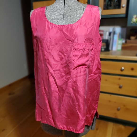 Vintage 60s/70s silk hot pink tank - Picture 2 of 5